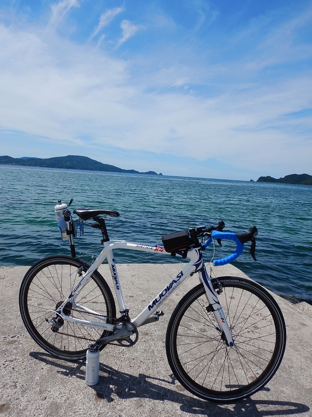 オクデミカケルアレ 低空タックルさんの This is my bike オクデミカケルアレ 低空タックルさんの This is my bike